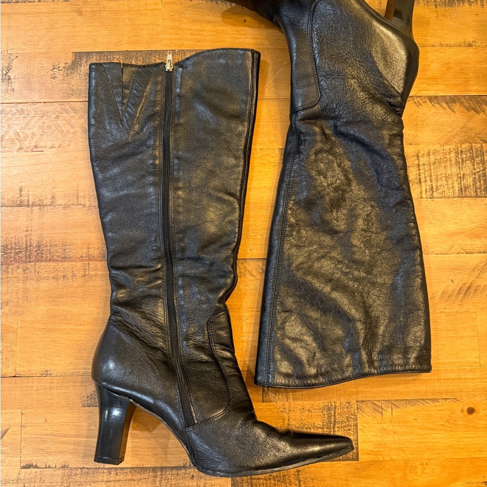 Black Leather Knee-High Heeled Boots